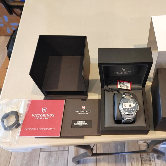 Victorinox I.N.O.X. Automatic Blue Dial Men's Watch 241835 - Picture 2 of 3